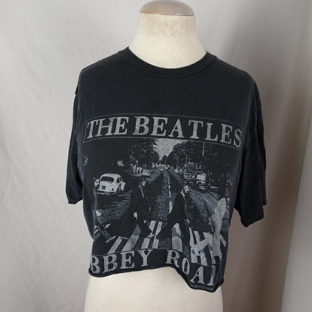 Junk Food The Beatles Abbey Road Cut Shirt Size XL
